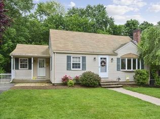 44 Tamworth Rd, Norwood, MA 02062