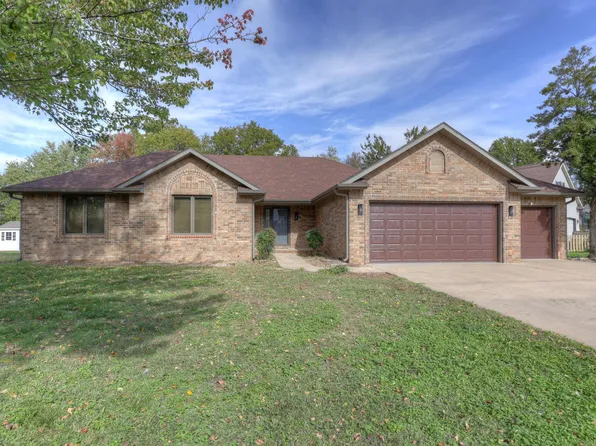 925 Gene Taylor Drive, Carthage, MO 64836