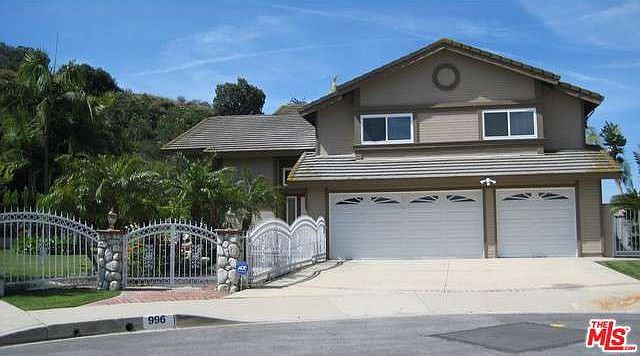 1st image of 996 Wynnewood Dr