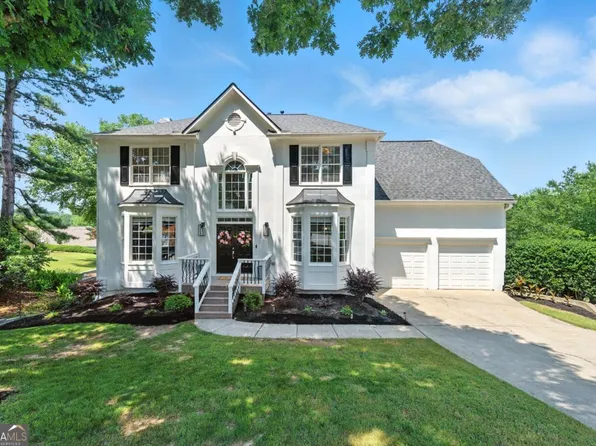 312 Laurel Run Cv, Sugar Hill, GA 30518