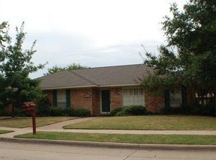 3840 Westminster Dr, Carrollton, TX 75007
