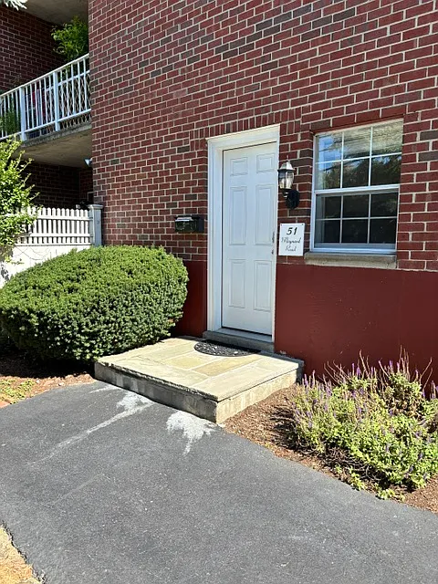 51 Maynard Rd