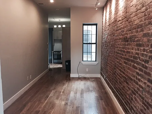 Rented by P Management | media 53