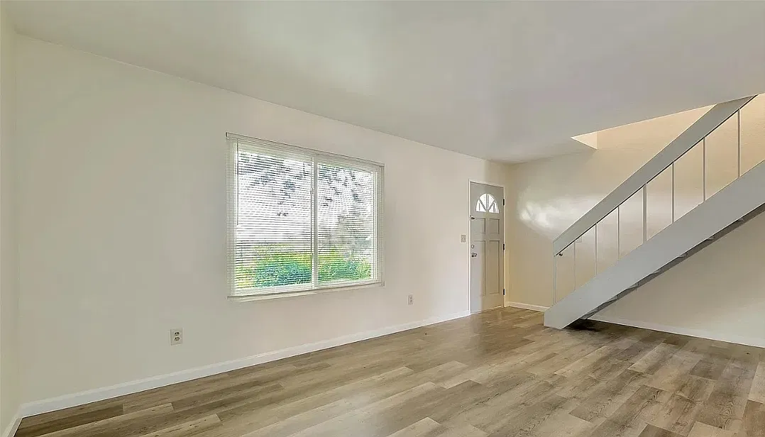 3 bed, 1.5 bath, 1128 sqft, $3,595 — Photo 1