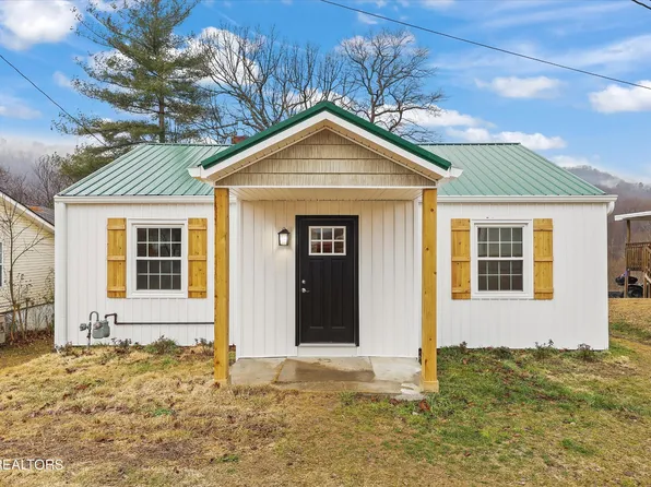519 Duncan Ave, Rocky Top, TN 37769