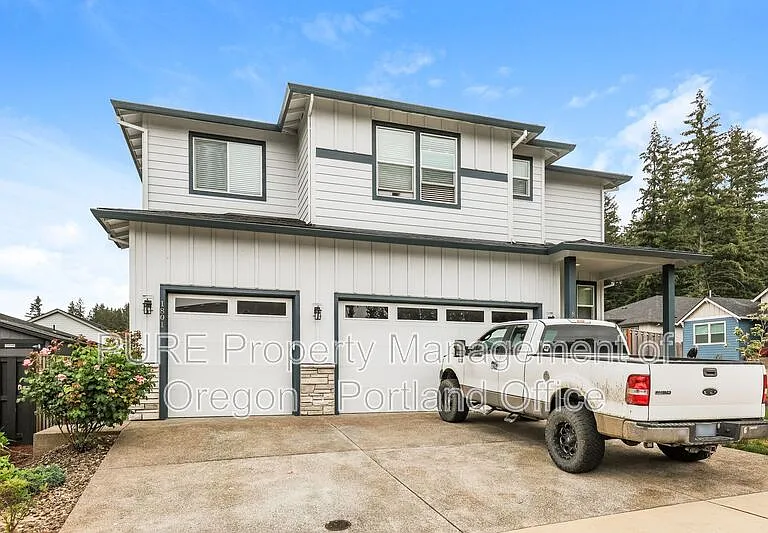 1801 NE Robert Rd — Photo 20
