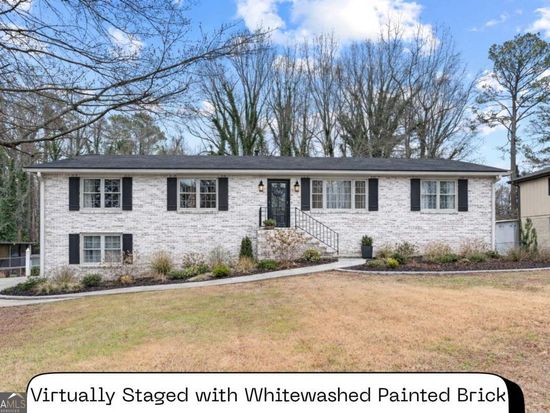 2910 Dara Dr, Marietta, GA 30066