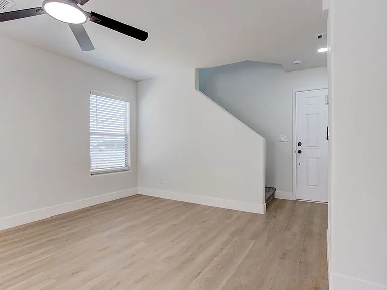 8765 First Lady Ave — Photo 6