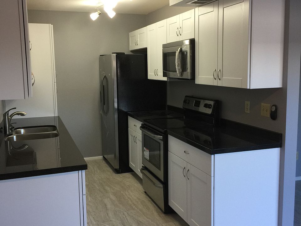 1st image of 6054 W Townley Ave