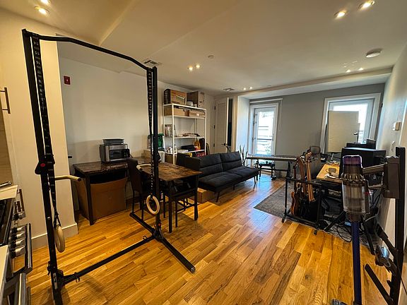 3rd image of 1079 Fulton St #4B