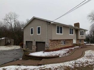 236 N Parliman Rd, Lagrangeville, NY 12540
