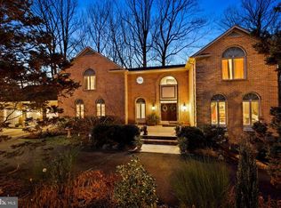 1798 Hawthorne Ridge Ct, Vienna, VA 22182