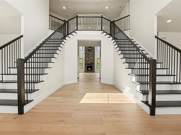 5th image of 30 Marienstein Rd