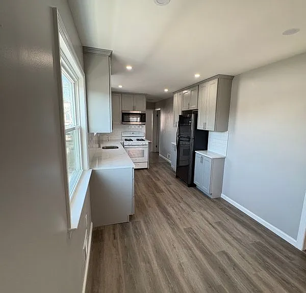 600 Bergen St #2 — Photo 2
