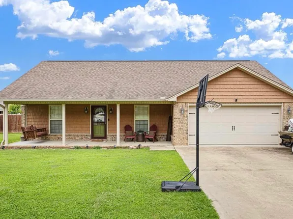 279 Letta, Russellville, AR 72801