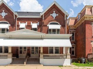 1658 Iowa St, Dubuque, IA 52001