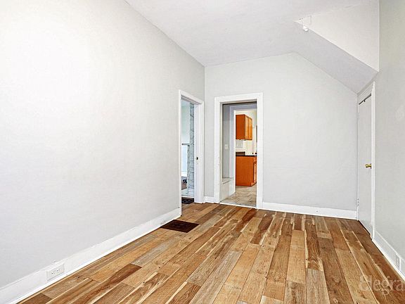 2nd image of 120 Claremont Ave Floor 1