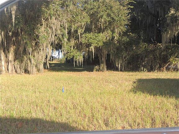 5th image of 3131 Oyster Bay Ln
