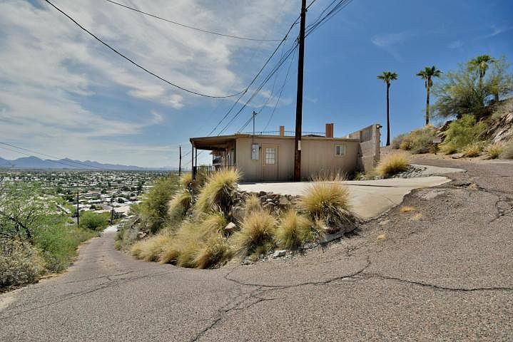 Hillside guest house