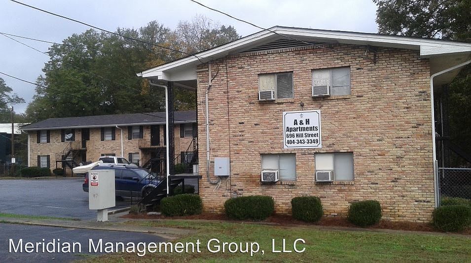2nd image of 696 Hill St APT 2