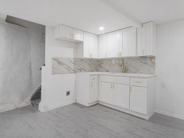 5618 Sylvan Avenue image 18 of 30