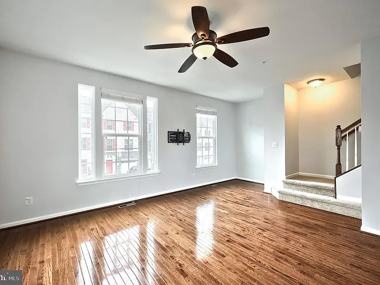 1261 Elderslie Ln — Photo 28