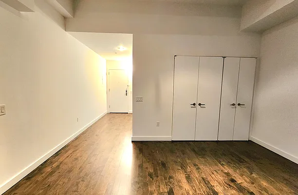 Rented by BARNES New York | media 31