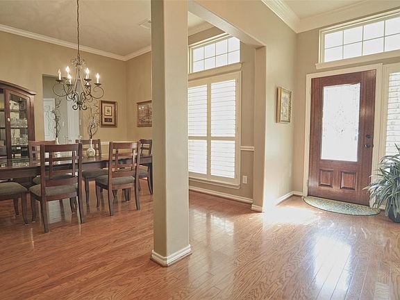 3rd image of 2903 Green Forest Ln