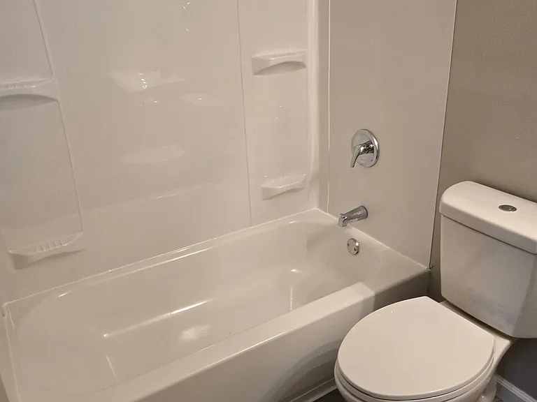 15229 Maple Park Dr #7 — Photo 8