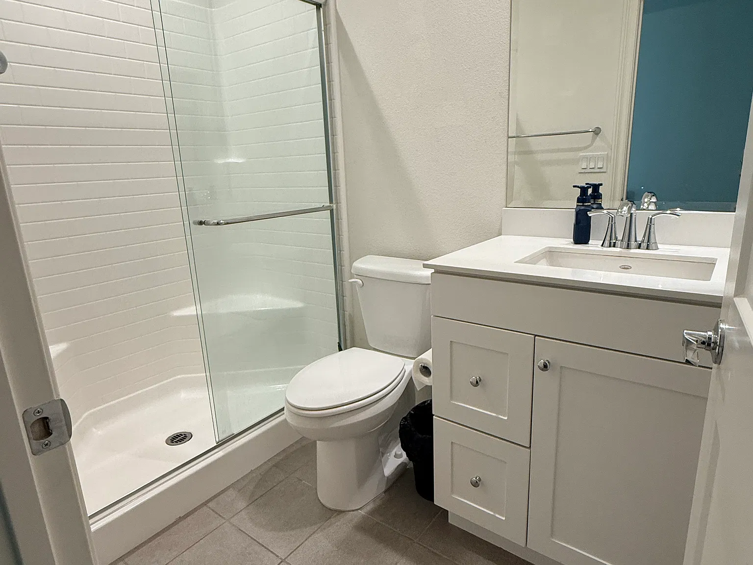 4 bed, 2960 sqft, $3,900 — Photo 4