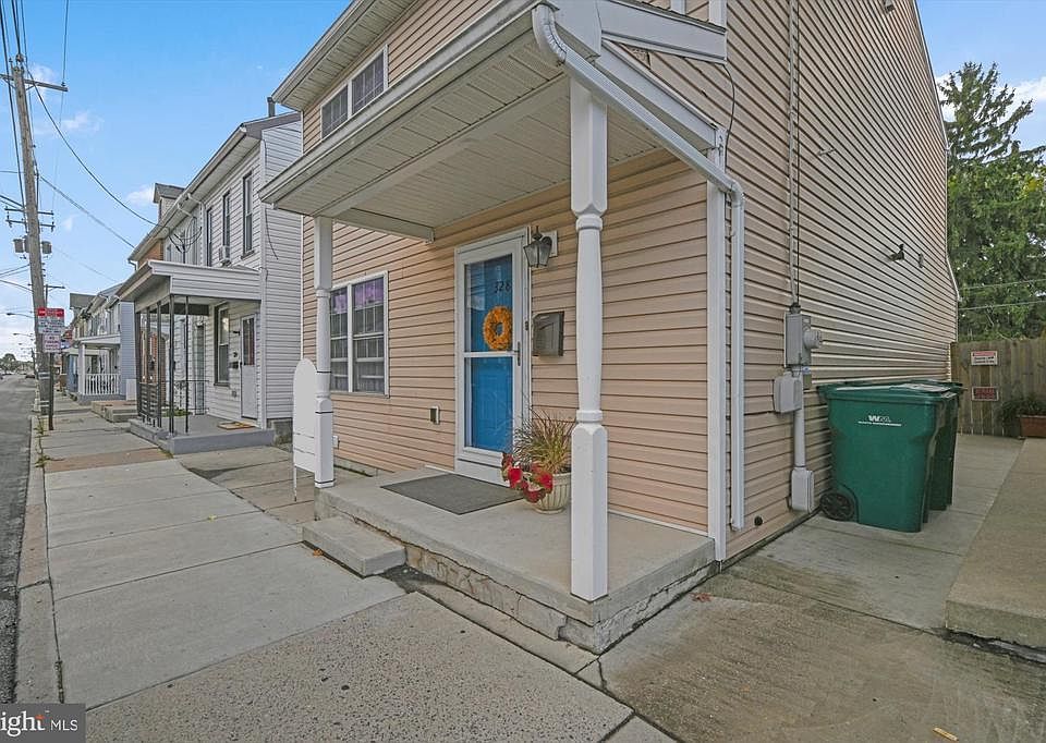 1st image of 328 Lehman St