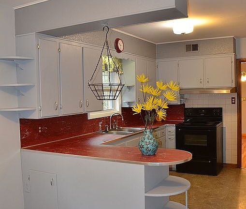 4th image of 311 Meier Dr
