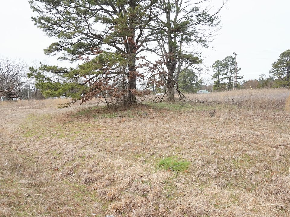 2nd image of 334 State Highway 197 Loop