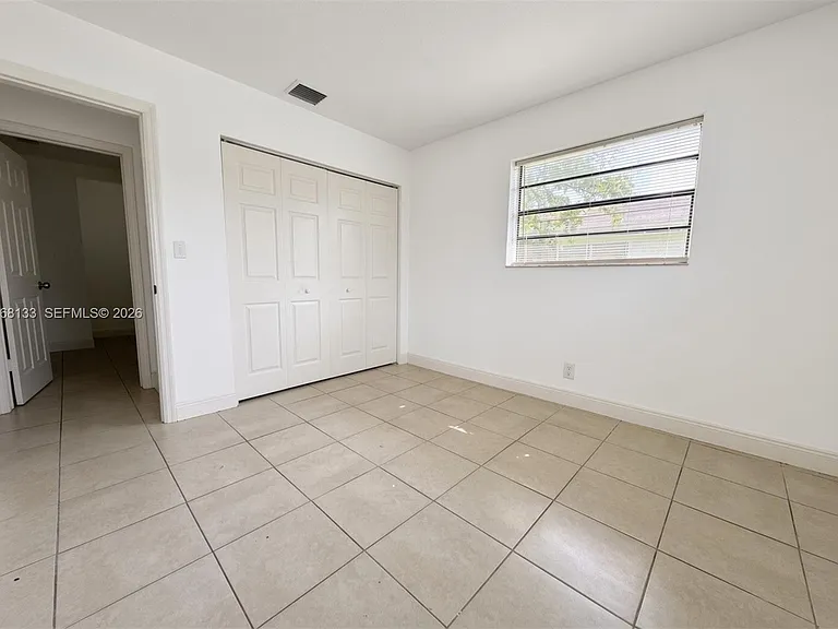 407 NW 7th Ct #S — Photo 4