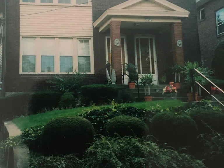 6650 Woodwell St — Photo 2