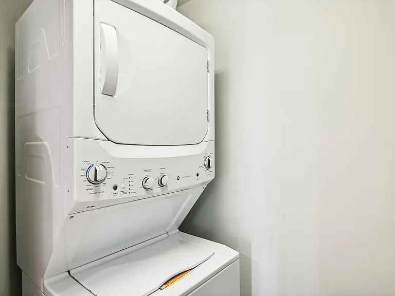Washer/Dryer