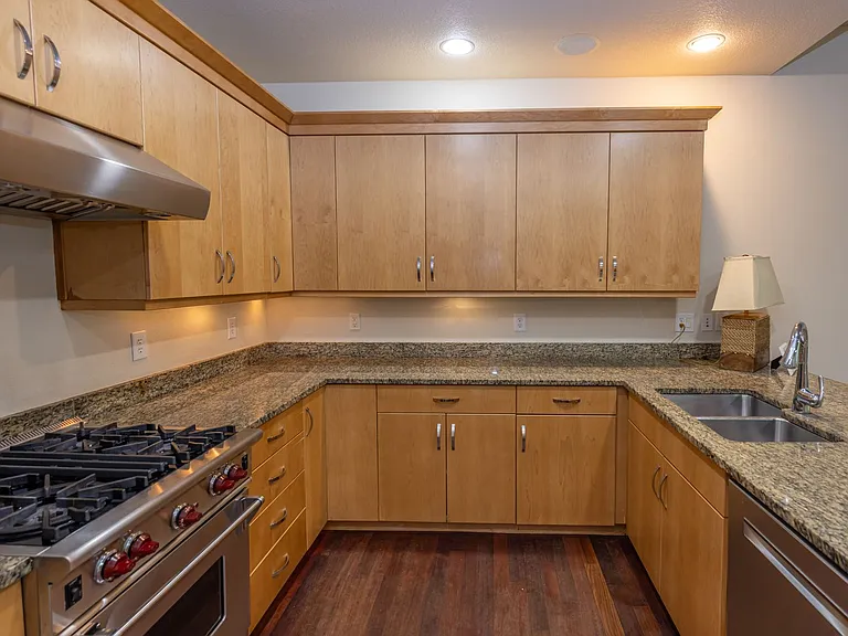 7812 NW Quinault St — Photo 3