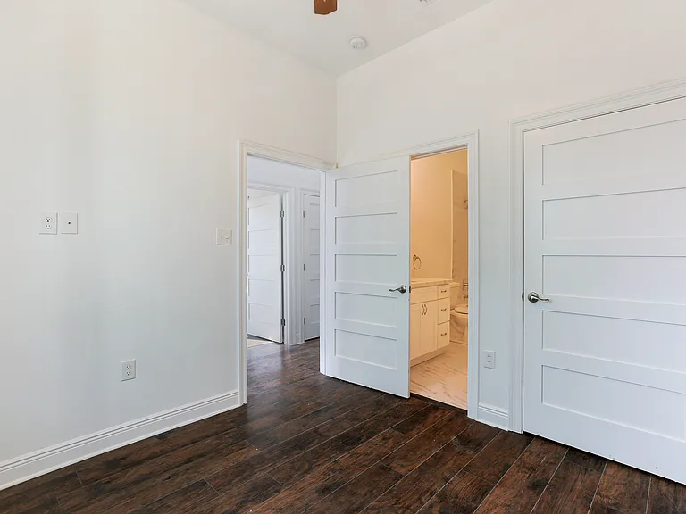 3231 Saint Claude Ave #3231 — Photo 6