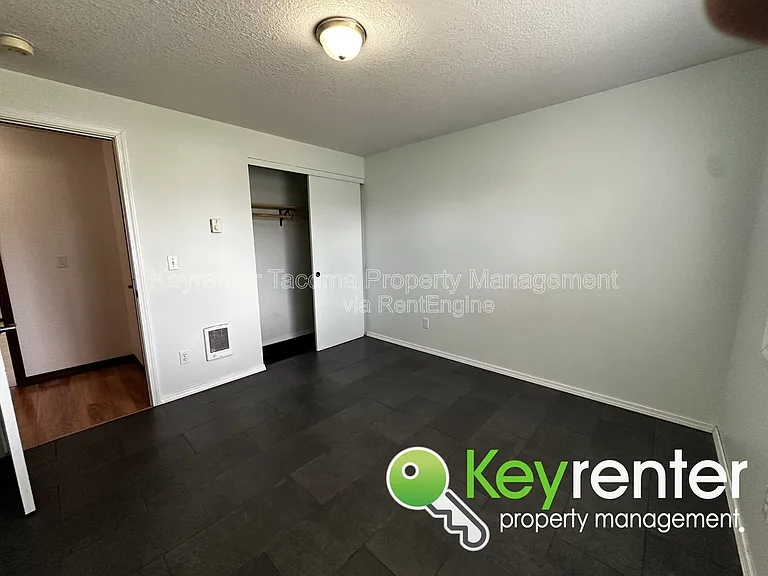 14415 SE 9th St — Photo 15