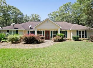 22397 Quail Hollow Rd, Loranger, LA 70446