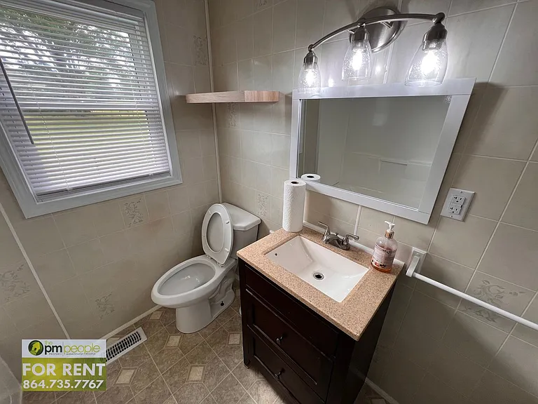 114 Radcliff Dr — Photo 18