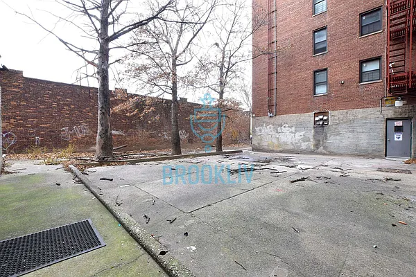 Rented by null | media 9