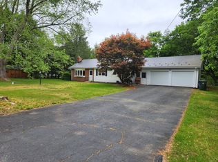 12 Chena Dr, Windham, CT 06280