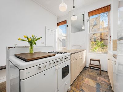 100 Newel St #1R, Brooklyn, NY, 11222