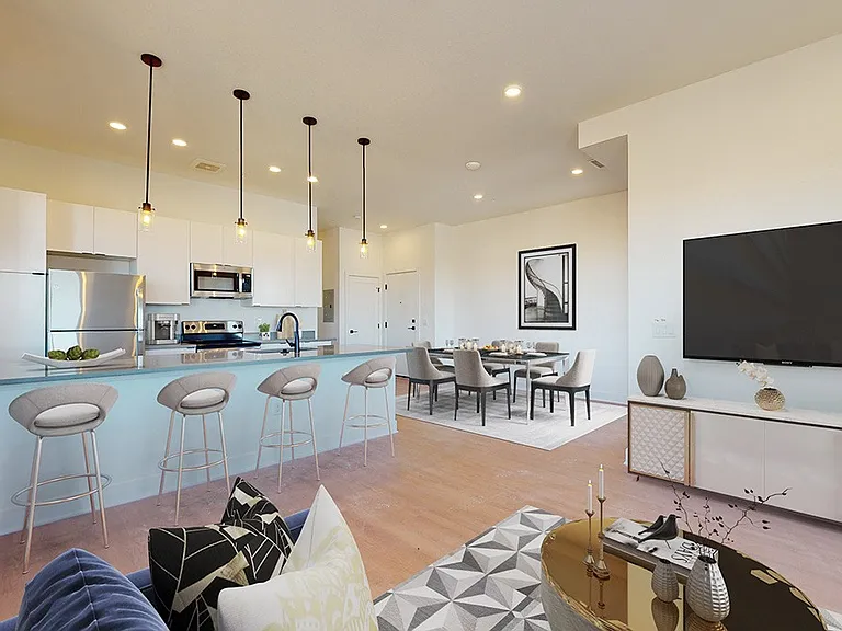 Mile Apartments — Photo 12