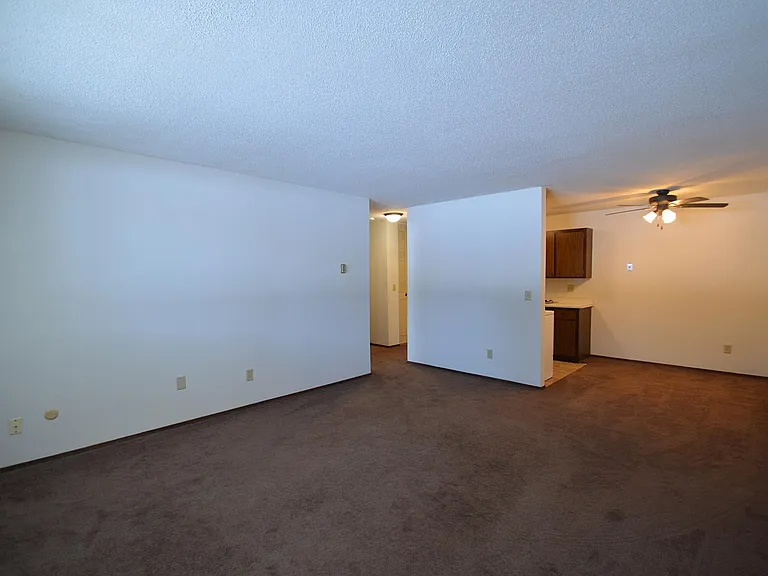 Quebec Apartments — Photo 8