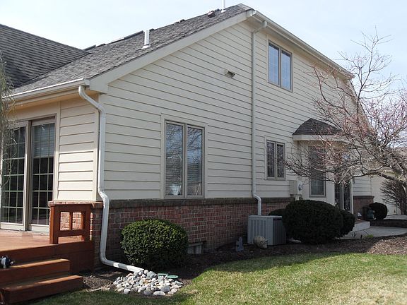 3rd image of 246 Willowood Cir