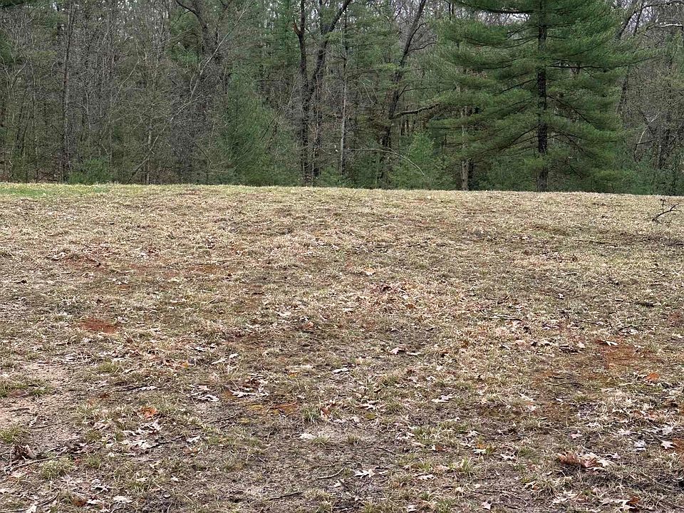 2nd image of Pineview Ct