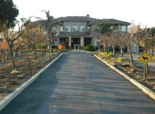 6530 Vineyard Estates Dr, Hollister, CA 95023