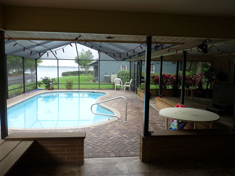 Pool and Lanai
